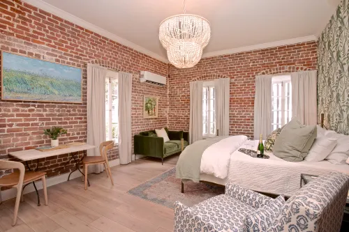 Full Kitchen and Walk-in Shower - Charming Modern Oasis