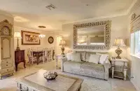 Private Hot Tub and Beautifully Decorated Space - Charming Coastal Oasis