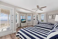 BEACHFRONT Home with HEATED POOL in North Cape May!!!! - Balkoner