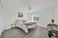 Algonac's Riverview Retreat