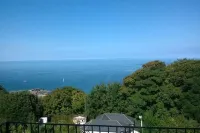 Hollies and Ilfracombe Harbour View Hotels in Combe Martin
