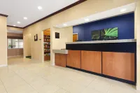 福賽斯迪凱特萬楓套房飯店 - 寵物友善
