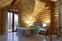Golden Fish Group Hotels in Urtasaray