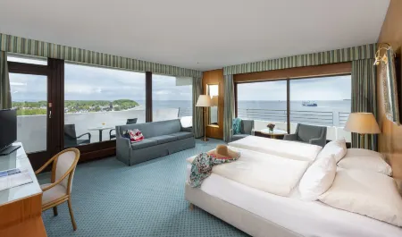 Maritim Strandhotel Travemünde Отели в г. Кюкниц