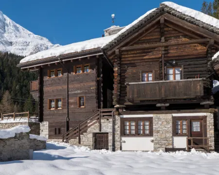 Incanto Walser Apartments Testa Hotel a Macugnaga
