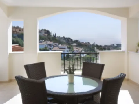 Chloraka Terrace Apartments Hotels in Chloraka