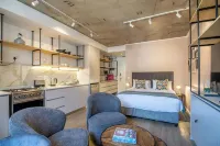 Eighty2 on M - Fluent Luxury Serviced Apartments