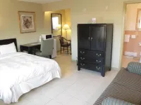 ICheck Inn Motel - Motels