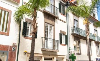 Apartamentos Ferreiros by Heart of Funchal