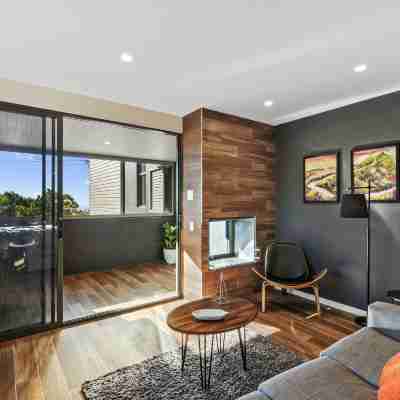 Altitude on Montville Rooms