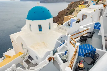 Luxus VIP Suites Отели рядом с достопримечательностью «Sigalas Winery»