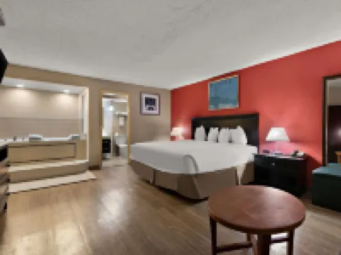 Quality Inn Wayne - Fairfield Area Hotels in Wayne