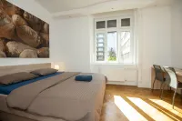 Viva Rooms