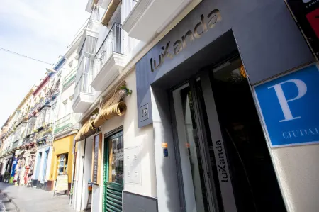 Lukanda Hospec Отели рядом с достопримечательностью «Capilla de San Jose»