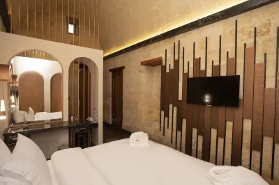 Bayazhan Hotel ve Restaurant Hotels near Burç Merkez Camii