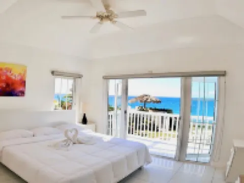 Stunning Ocean View Hotels in Orange Bay