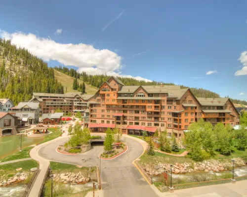Zephyr Mountain Lodge Hotels in Winter Park