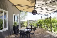 Haus Holzapfel Hotels in Beaufort West