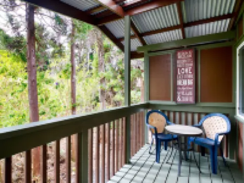 ラーヴァ ロッジ アット ハレ キラウエア ボルケーノのホテル