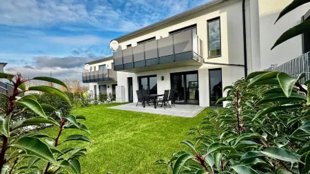 Mihalca® | Garden Suite Bibertal Отели рядом с достопримечательностью «Q1»