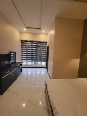 Aggreys 55 Airport Lodge Hotels near Nnamdi Azikiwe International Airport Terminal