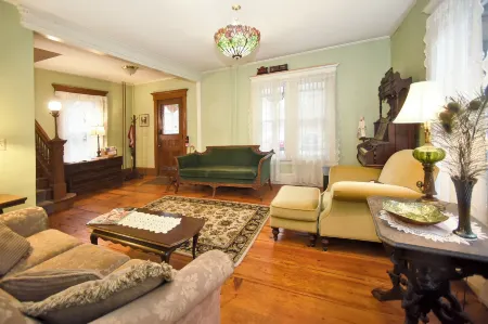 Blooming Inn Shelburne Falls