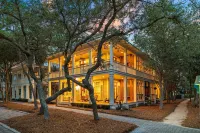Golf Cart + Close to Beach Club in Watercolor! 5 Bedroom Home by RedAwning - balcony