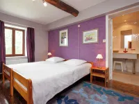 Holiday Home in Humain with Garden Hotels near Chateau Jemeppe