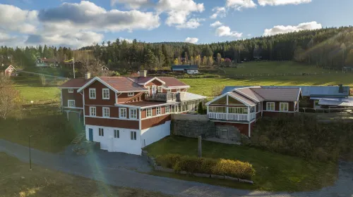 Chinova Mötesgård