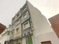 Treebo Rockwell Plaza Hotels near Karol Bagh