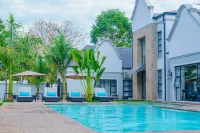Ezulwini Villa Hotel - С бассейном