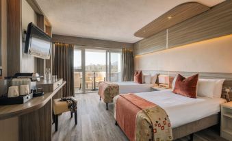 The Gleneagle Hotel & Apartments