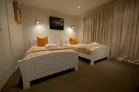 The Lake Motel Hotels in Taupo