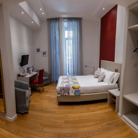 Sofia's Suites Guesthouse Отели рядом с достопримечательностью «Археологический памятник Регия»