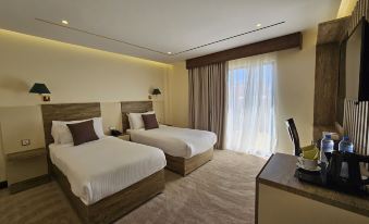 Edom Hotel