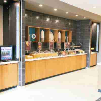 SpringHill Suites South Bend Notre Dame Area Dining/Meeting Rooms