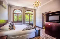 Cape Riviera Guesthouse Các khách sạn ở Cape Town