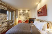 Olga Hotels in Mouresi