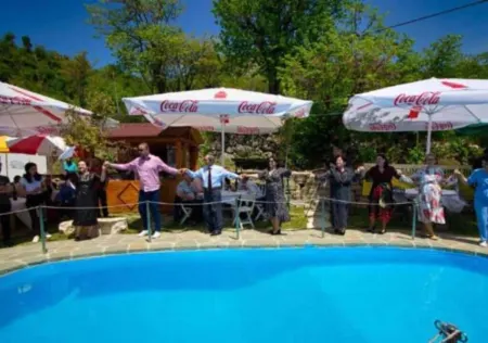 Vila Sofia Gllava - Resort Отели в г. Тепелена