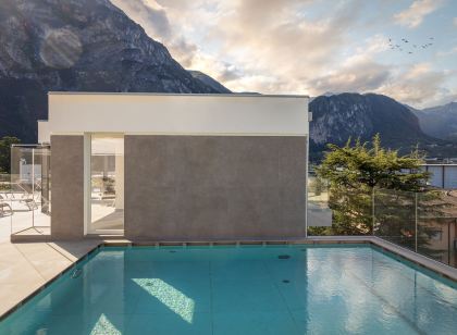 Aris Apartments & Sky Pool - Tonelli Hotels - Adult Friendly