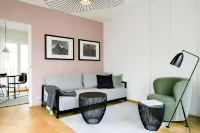 August the Boardinghouse