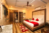 King Castle Mcleodganj-Centrally Heated and Air Cooled- Near Mall Road - Free Parking - balcony
