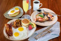 WaterColor Inn & Resort - Frühstück
