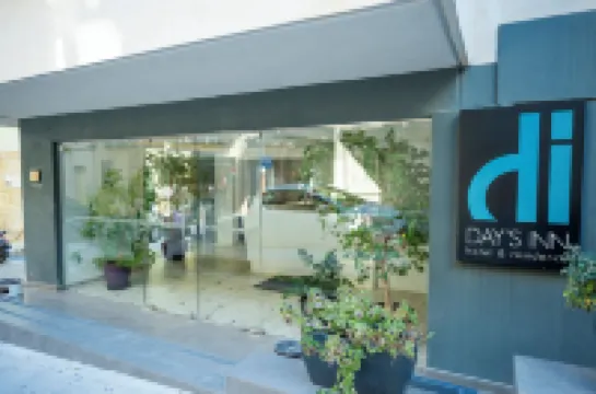 Day's Inn Hotel and Residence