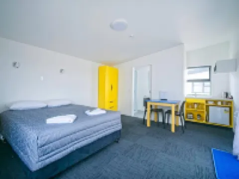 霍基蒂卡奇異假日公園與汽車旅館 鄰近Hokitika Museum的酒店