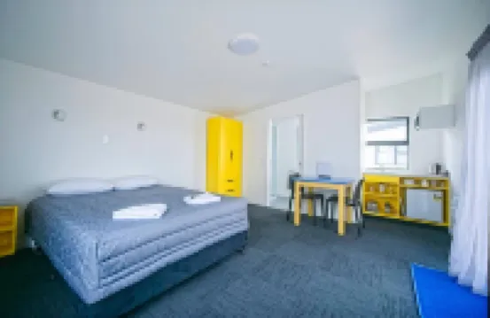 霍基蒂卡奇異假日公園與汽車旅館