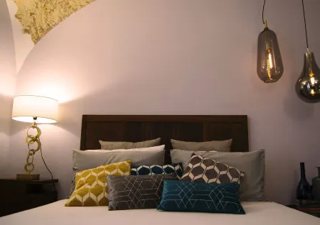 Palazzo Stendardo Отели рядом с достопримечательностью «Caseificio La Gustosa di Bisogno»