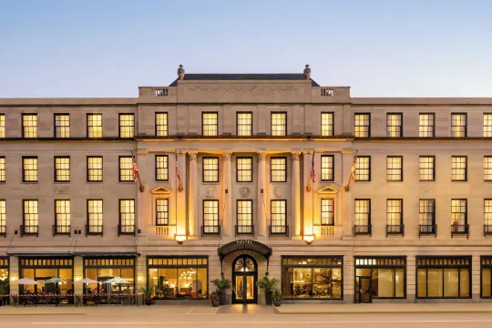 奧馬哈白玉蘭大酒店