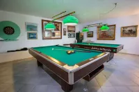Martineli Residence - A Beachfront Estate Hotel a Chrissi Akti