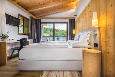 Alpine Hotel Gran Foda' Hotels near Alpe di Fanes